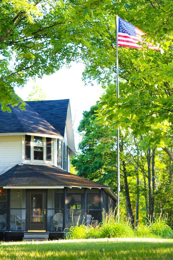 Mill Pond Inn Northport Buitenkant foto